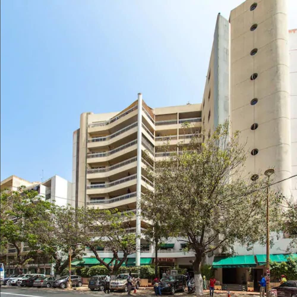 Cafe De Rome Otel Dakar Dış mekan fotoğraf
