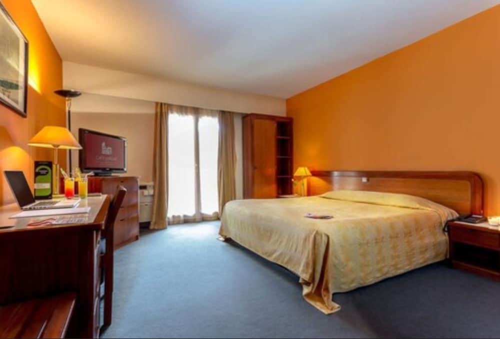 Cafe De Rome Otel Dakar Dış mekan fotoğraf