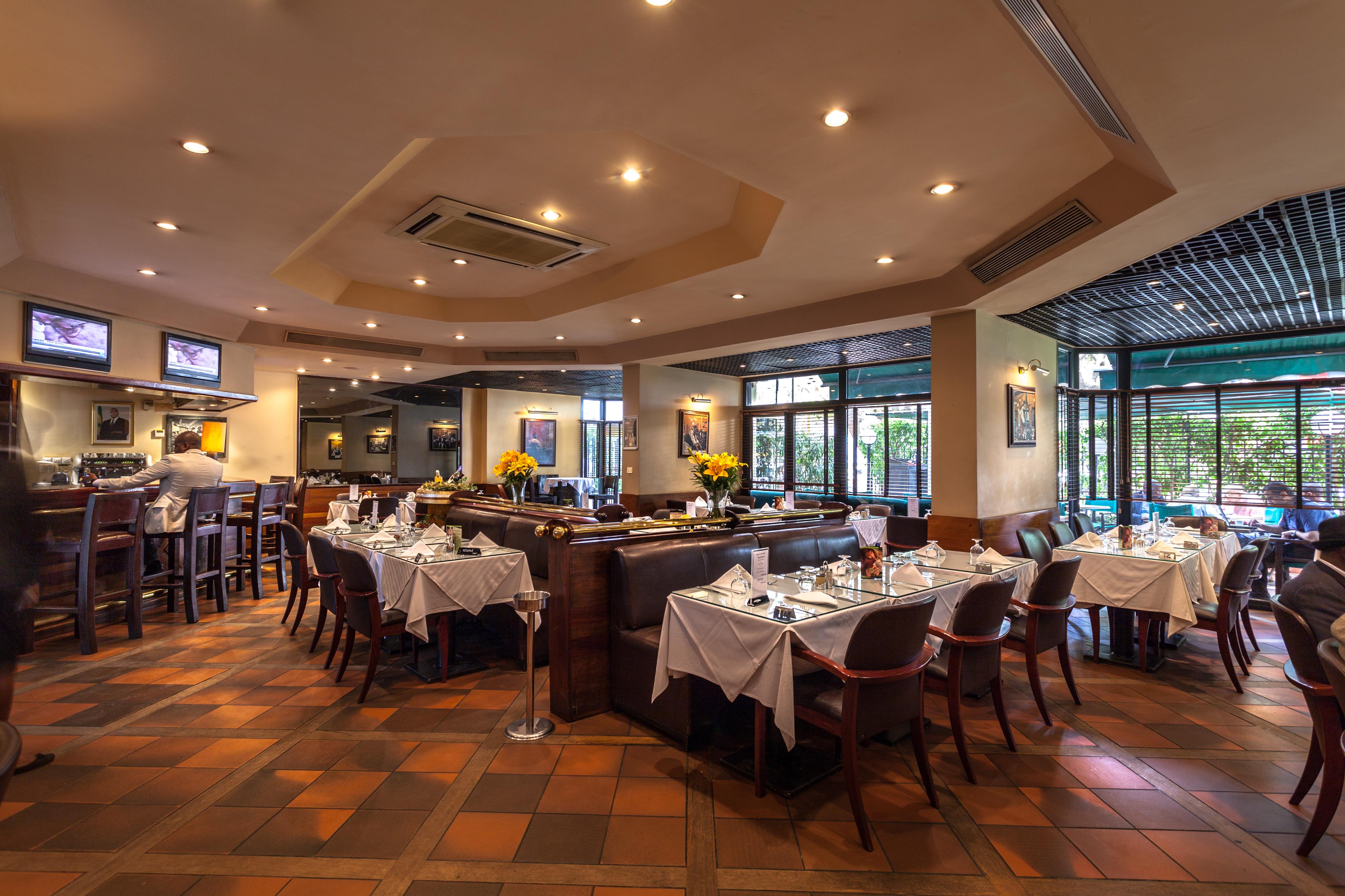 Cafe De Rome Otel Dakar Dış mekan fotoğraf