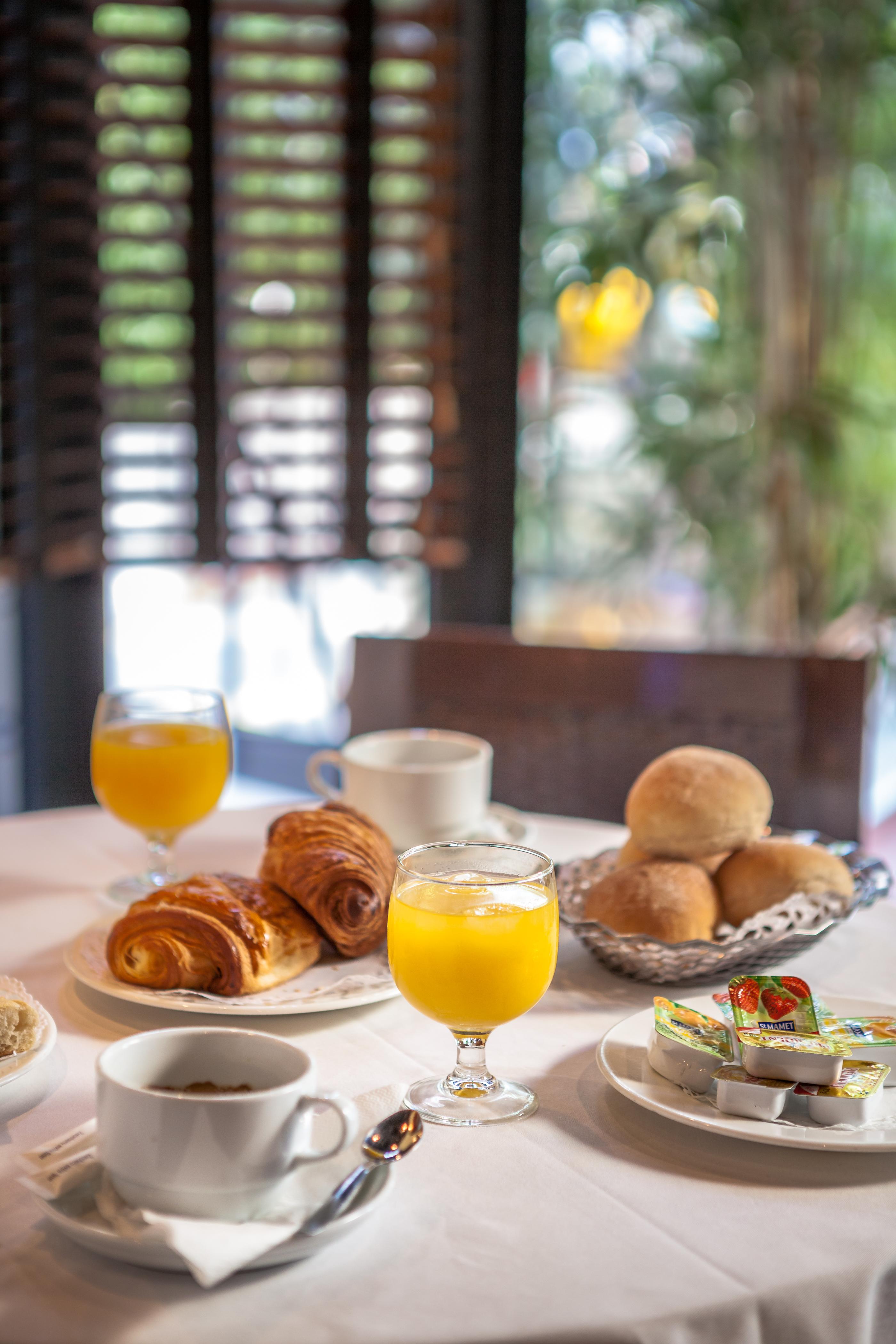 Cafe De Rome Otel Dakar Dış mekan fotoğraf