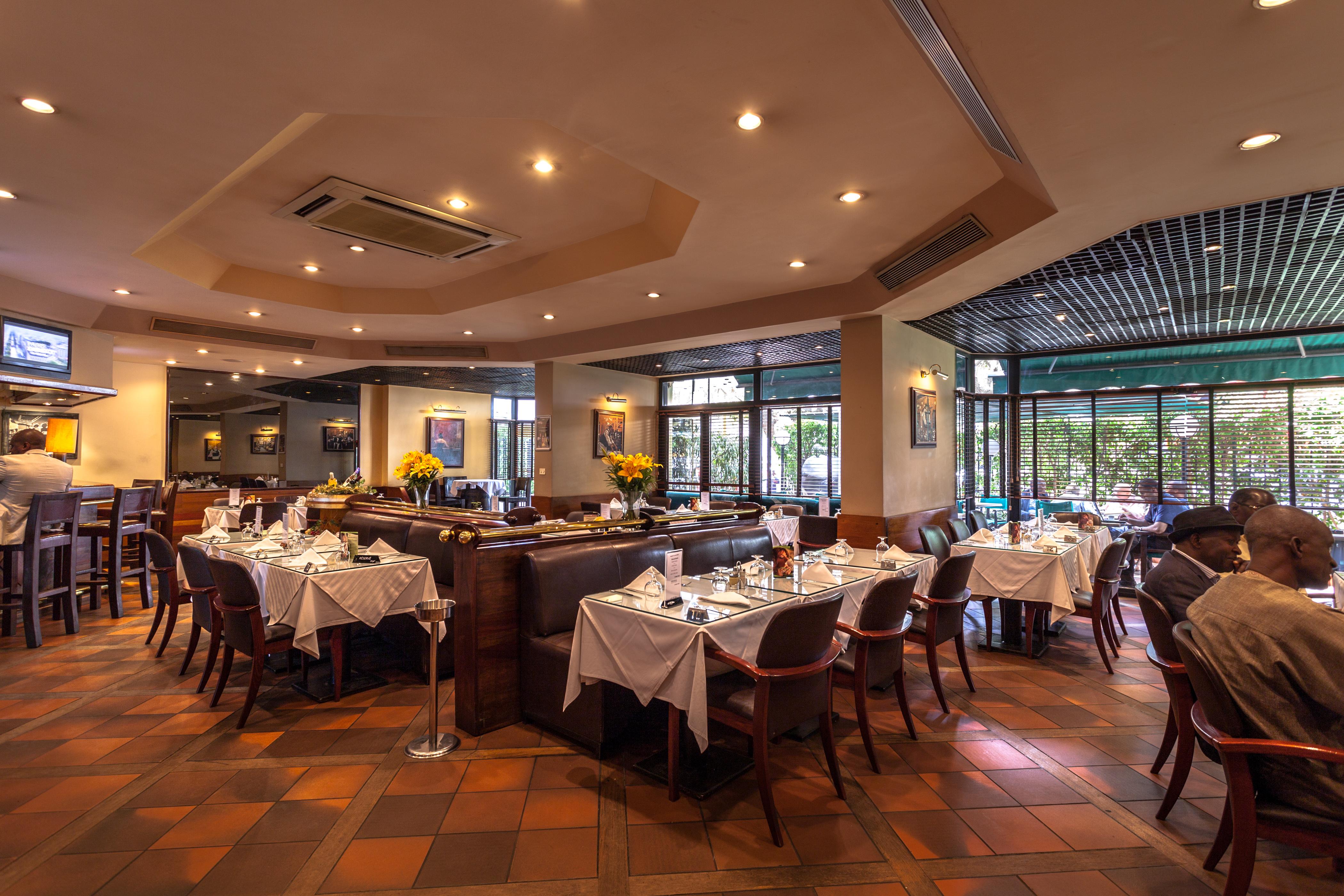 Cafe De Rome Otel Dakar Dış mekan fotoğraf
